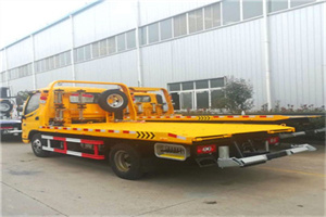 顺平附近拖车救援搭电