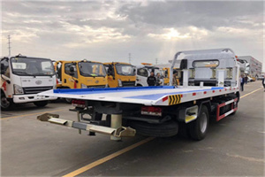 顺平汽车救援补胎