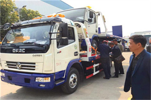 顺平汽车道路救援拖车价格